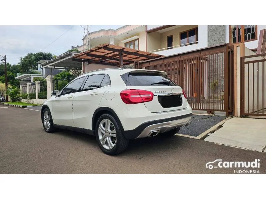 2015 Mercedes-Benz GLA200 Urban SUV
