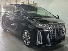 2021 Toyota Alphard 2.5 SC HIGH LOAN AVAILABLE