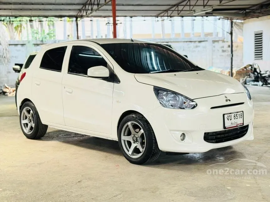 2013 Mitsubishi MIRAGE GLX Hatchback