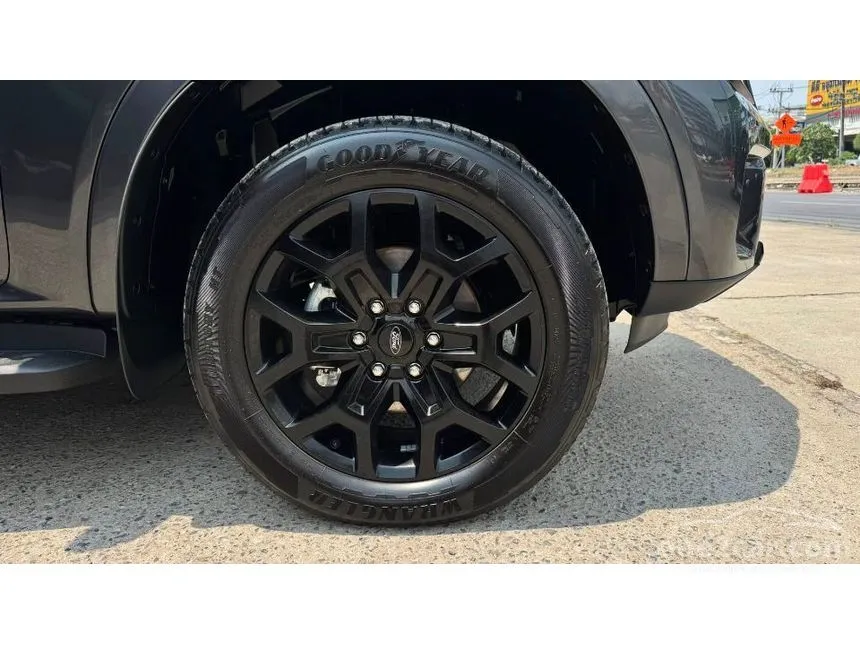 2024 Ford EVEREST Sport SUV