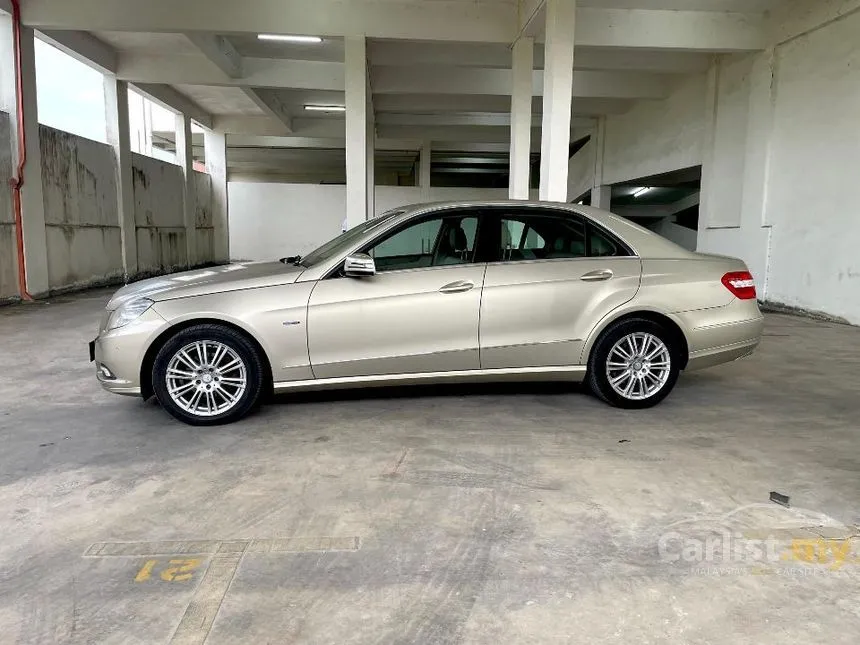 2010 Mercedes-Benz E200 CGI Sedan