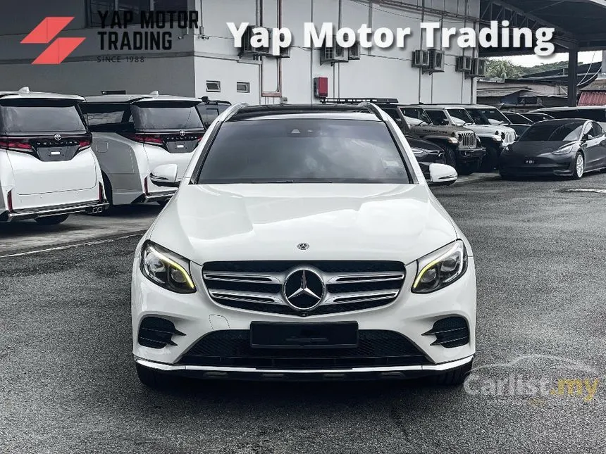 2018 Mercedes-Benz GLC250 4MATIC AMG Line SUV