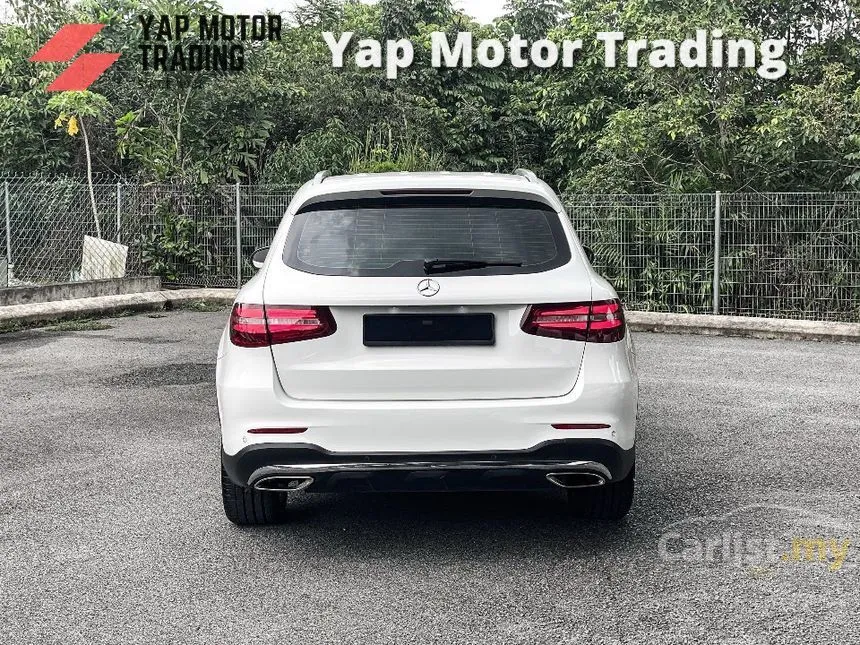 2018 Mercedes-Benz GLC250 4MATIC AMG Line SUV
