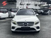 2018 Mercedes-Benz GLC250 2.0 4MATIC AMG Line SUV ** SUNROOF **FREE WARRANTY **TIP TOP CONDITION **360 CAMERA