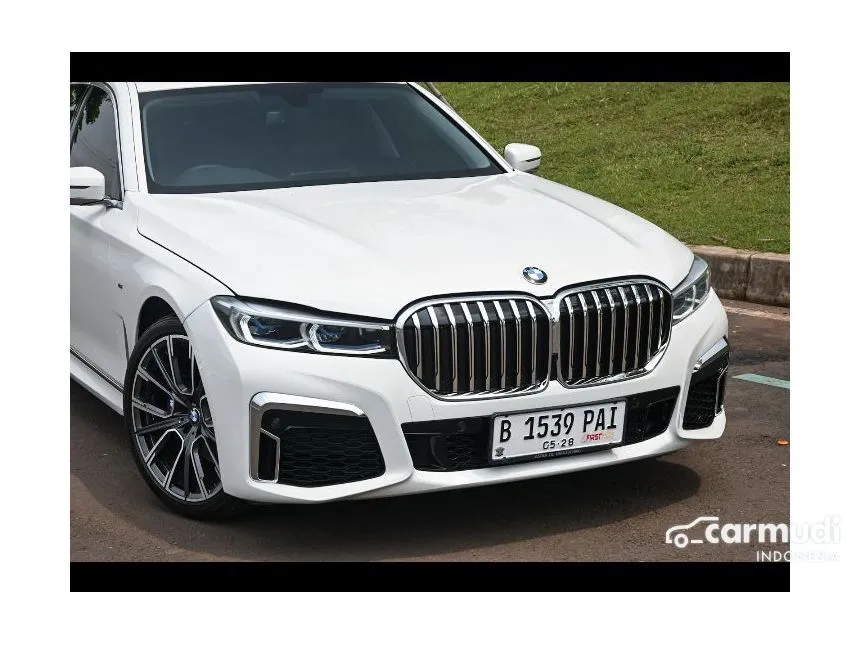 2017 BMW 730Li Sedan