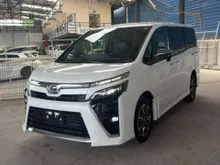2021 Toyota Voxy 2.0 ZS Kirameki 3 MPV 8seater gade4