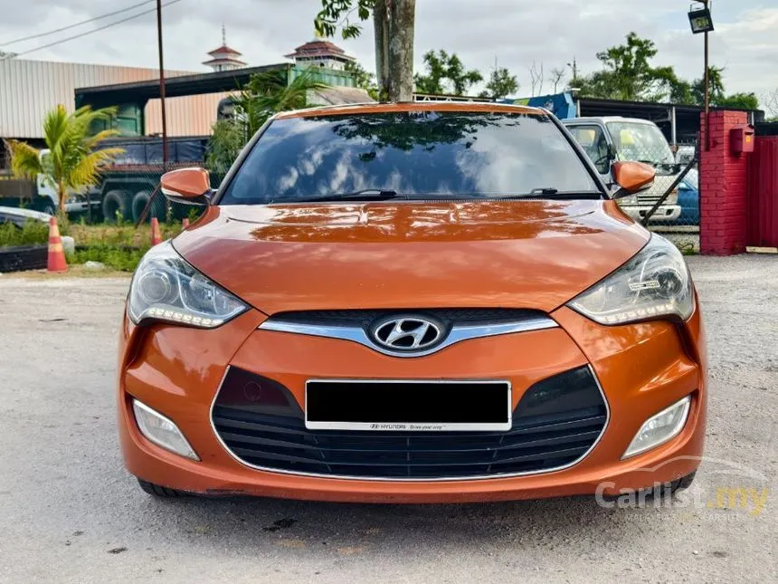 2013 Hyundai Veloster Premium Hatchback