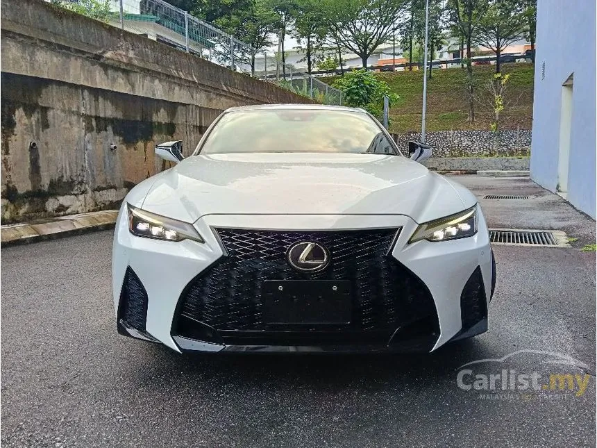 2020 Lexus IS 300 F Sport Sedan