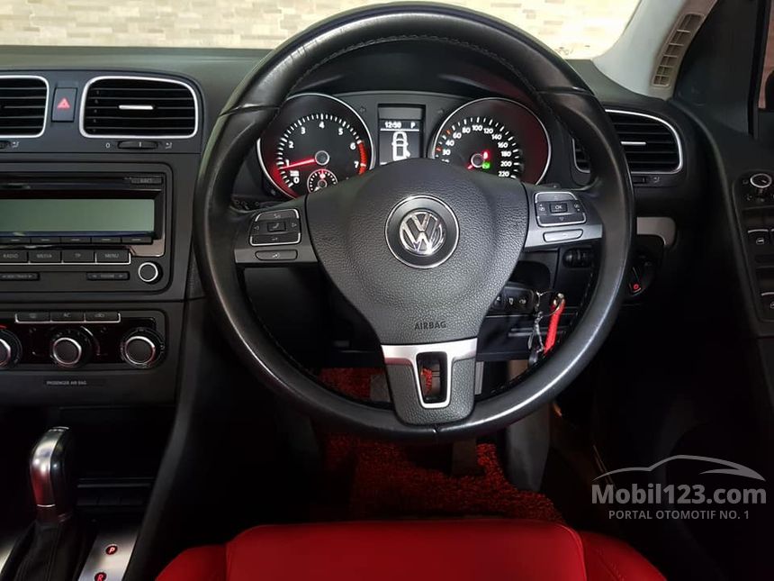 2011 Volkswagen Golf TSI Hatchback