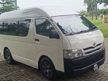 2009 Toyota Hiace 2.5 Window Van