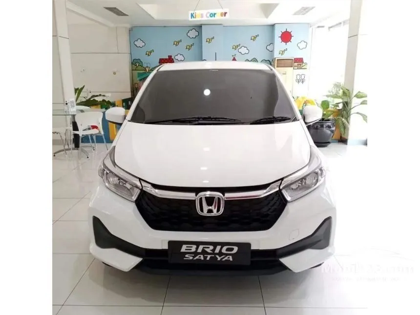 Jual Mobil Honda Brio 2024 E Satya 1.2 di DKI Jakarta Automatic Hatchback Putih Rp 167.947.000