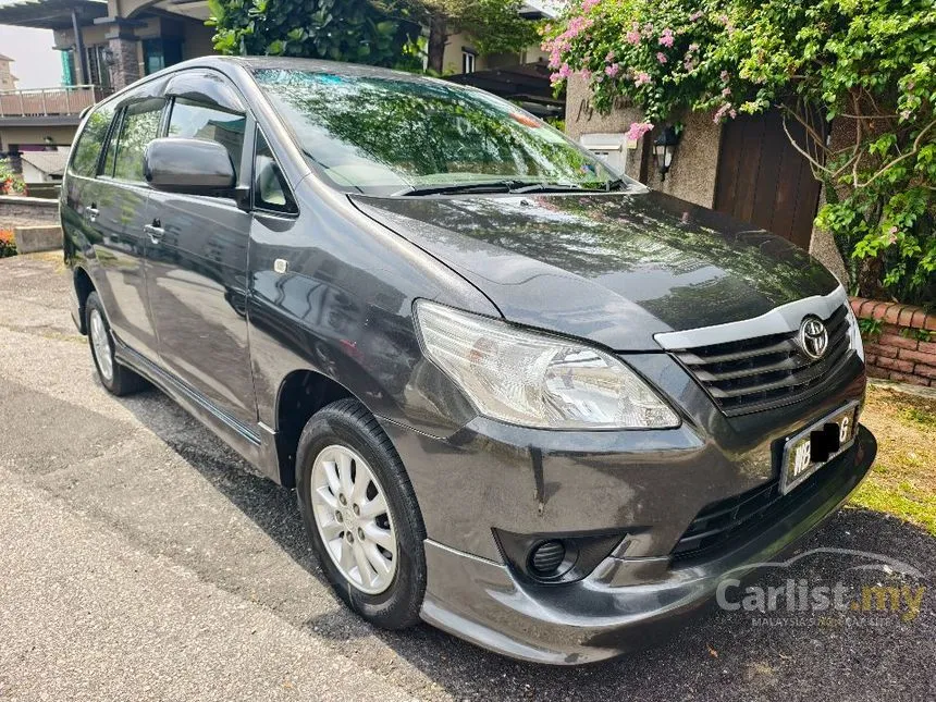 2015 Toyota Innova E MPV