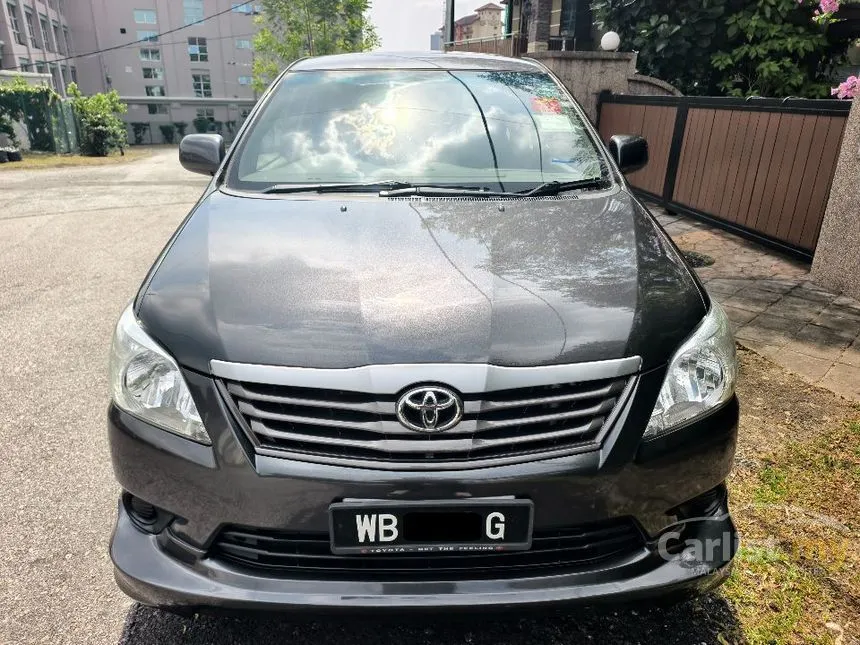 2015 Toyota Innova E MPV