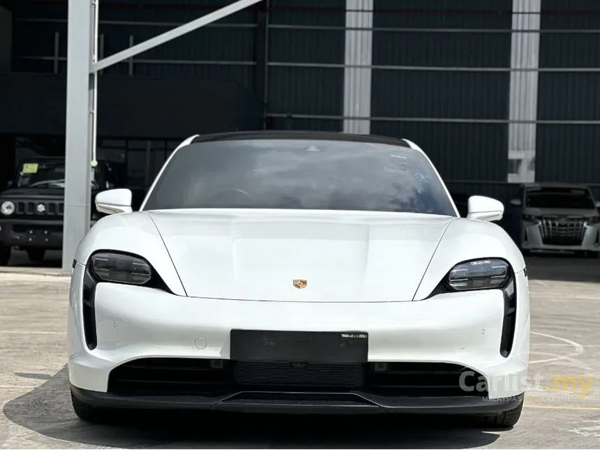 2022 Porsche Taycan 4S Sedan