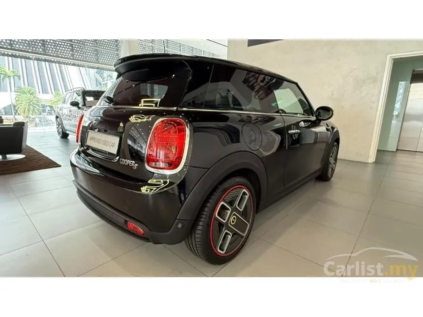 2022 MINI 3 Door Cooper SE Hatchback