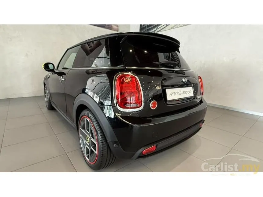 2022 MINI 3 Door Cooper SE Hatchback