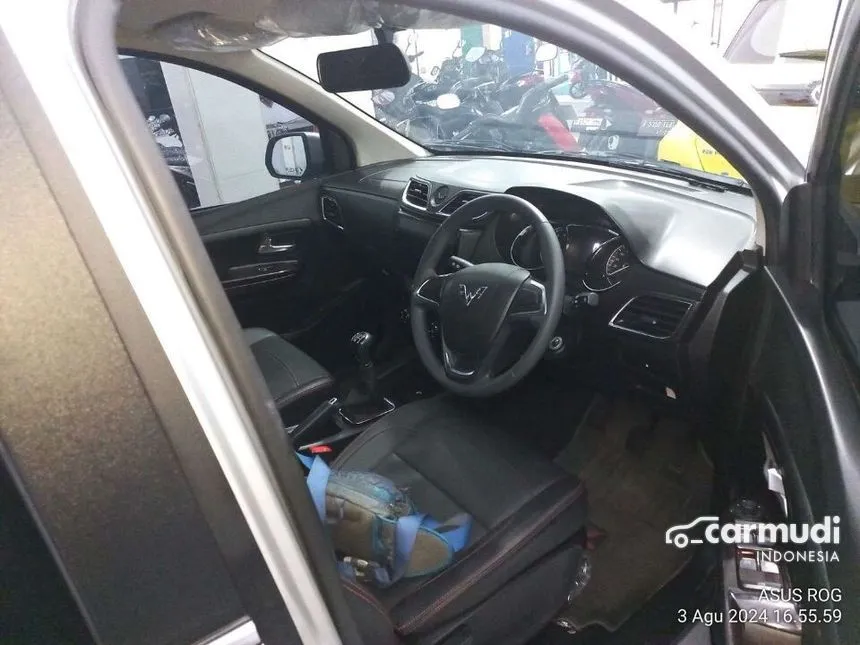 2022 Wuling Confero S C Lux Wagon