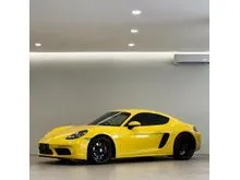 2017 Porsche 718 2.5 Cayman S Coupe Racing Yellow Km9000 Perfect Condition Full Option Tinggi Banget