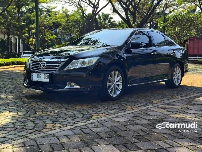 2014 Toyota Camry V Sedan