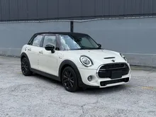 2021 MINI Cooper 2.0T S 5 Door (A) PEPPER WHITE JAPAN SPEC UNREG
