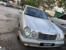 1998/2001 Mercedes-Benz E240 2.4 Avantgarde Sedan