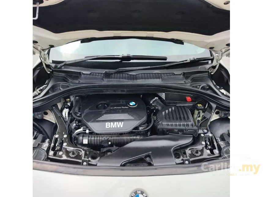 2015 BMW 220i Gran Tourer MPV