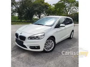 2015 BMW 220i 2.0 Gran Tourer MPV