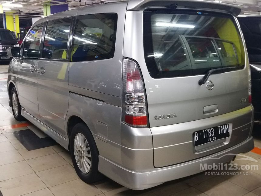 Jual Mobil Nissan Serena 2010 Highway Star Autech 2.0 di 