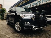 TOYOTA LANDCRUISER 4.6 MODELLISTA 1 YR WTY 2013,SELOM USE,3 DVD PLAYERS,CRYSTAL BLACK IN COLOUR,CRYSTAL LIGHTS,ONE DATO OWNER