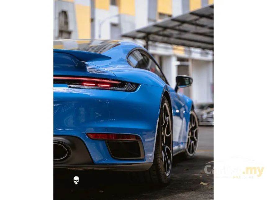 2022 Porsche 911 Turbo S Coupe