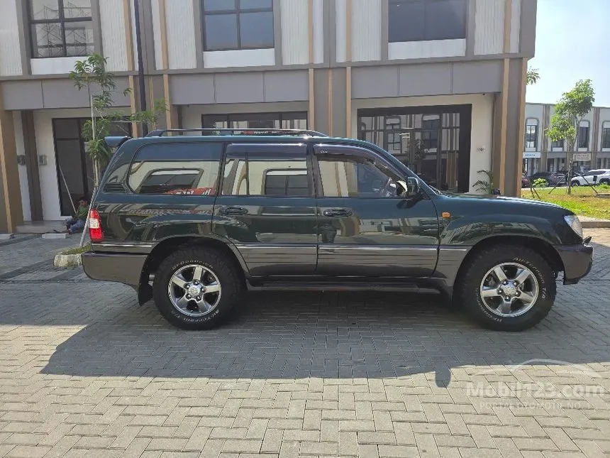 2003 Toyota Land Cruiser VX Limited SUV