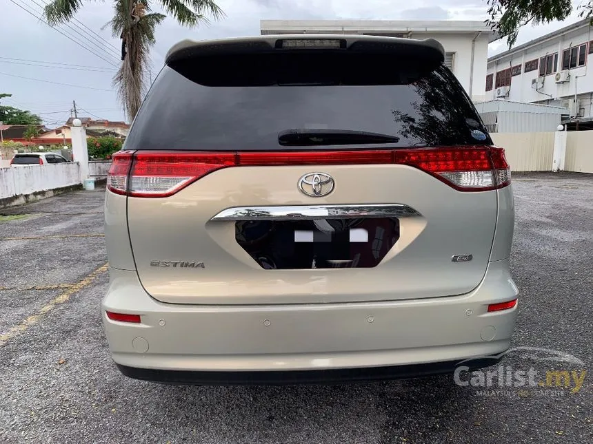 2010 Toyota Estima Aeras MPV