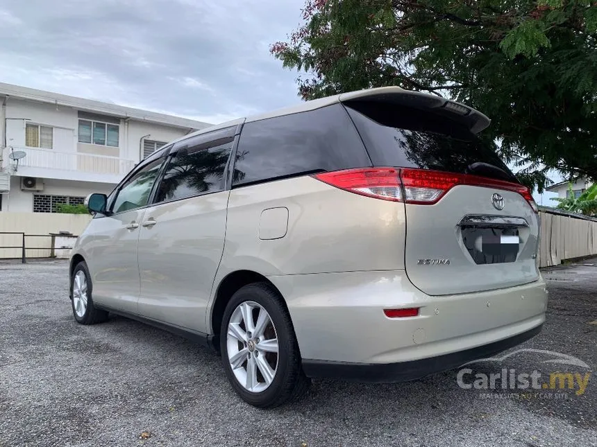2010 Toyota Estima Aeras MPV