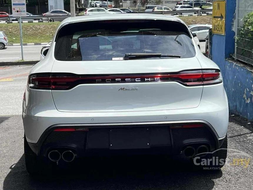 2022 Porsche Macan SUV