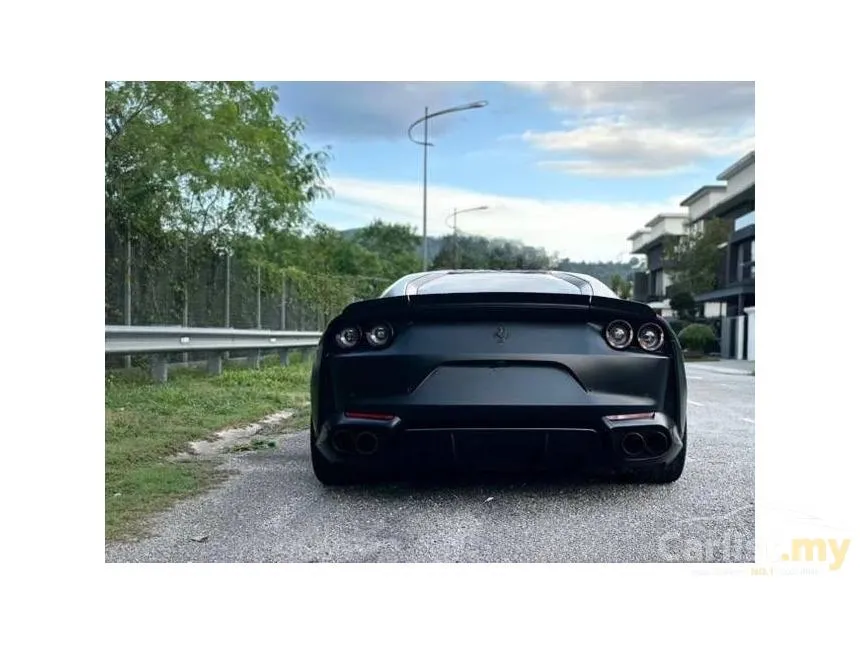 2020 Ferrari 812 Superfast Coupe