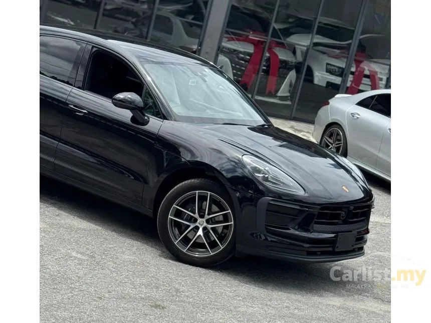 2022 Porsche Macan SUV