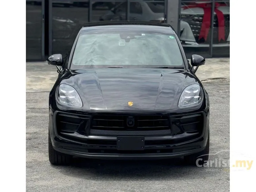 2022 Porsche Macan SUV