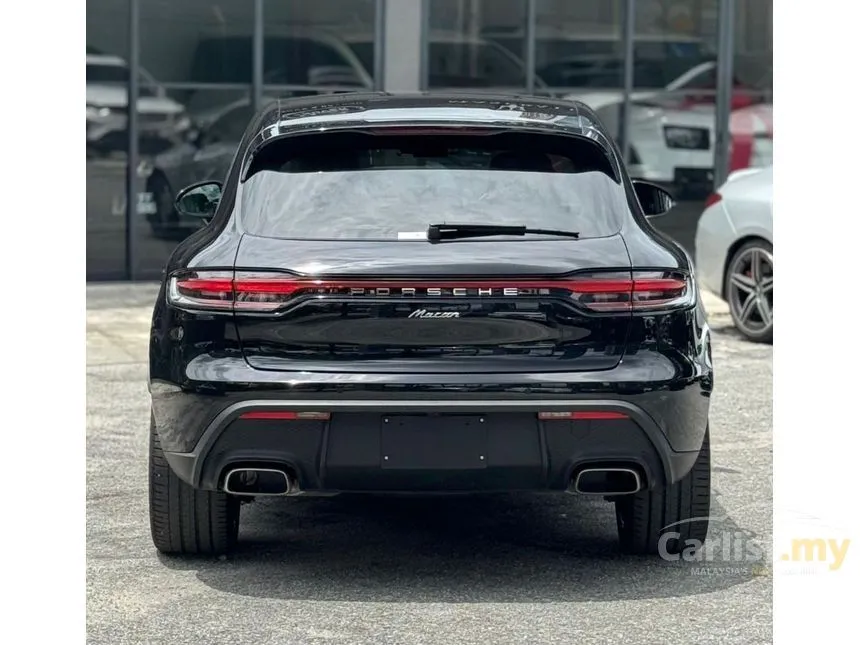 2022 Porsche Macan SUV