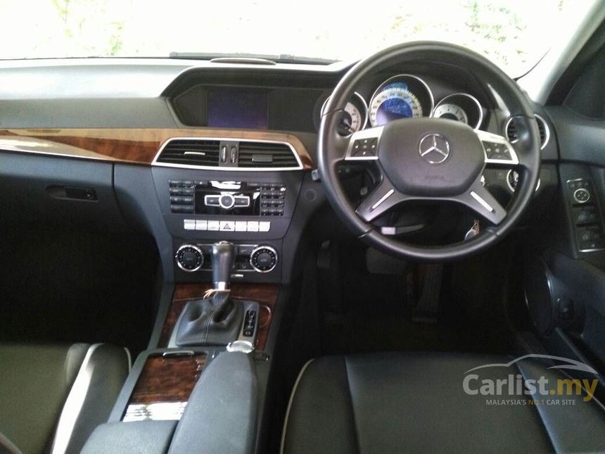 2012 Mercedes-Benz C200 CGI Elegance Sedan
