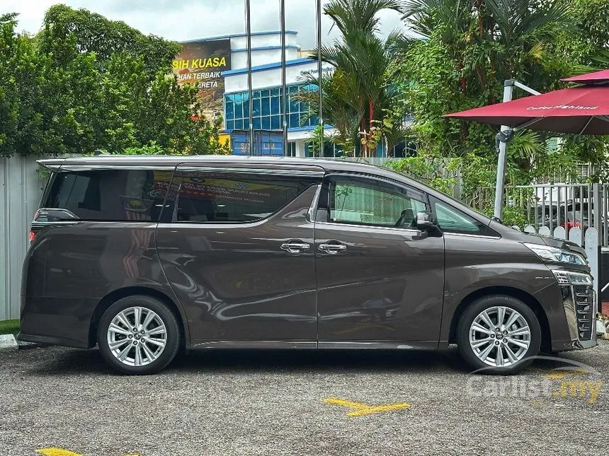 2021 Toyota Vellfire Z Golden Eyes MPV