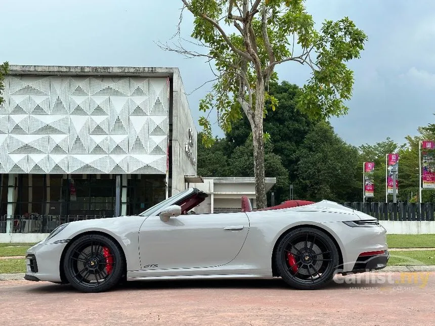 2022 Porsche 911 Carrera GTS Coupe