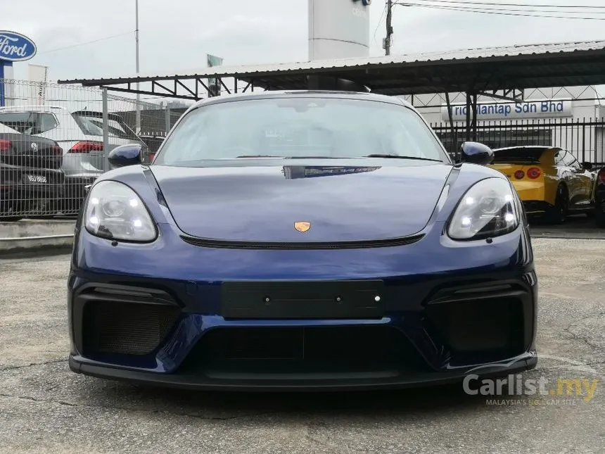 2022 Porsche 718 Cayman GT4 Coupe