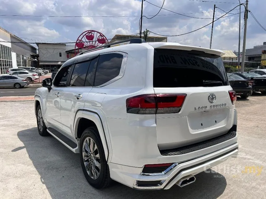 2023 Toyota Land Cruiser ZX SUV