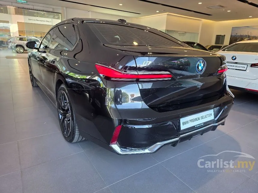 2023 BMW i7 xDrive60 M Sport Sedan