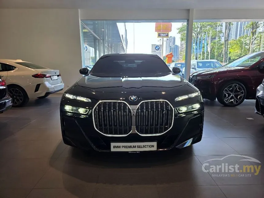 2023 BMW i7 xDrive60 M Sport Sedan