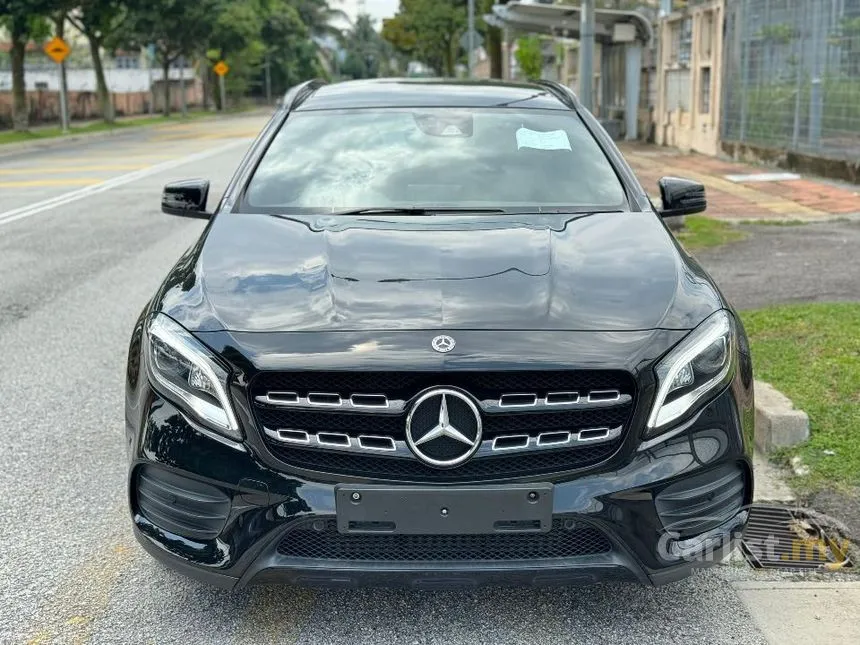 2019 Mercedes-Benz GLA250 4MATIC AMG Line SUV