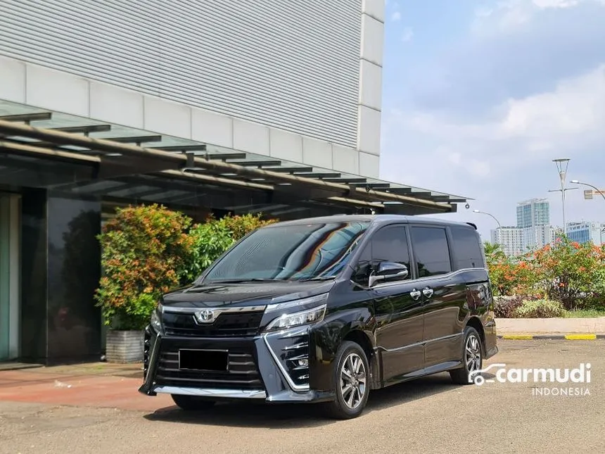 2020 Toyota Voxy MPV