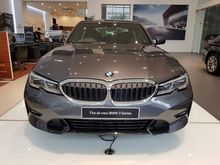 PROMO MENARIK HARGA TERBAIK 2019 BMW 320i 2.0 Sport Sedan