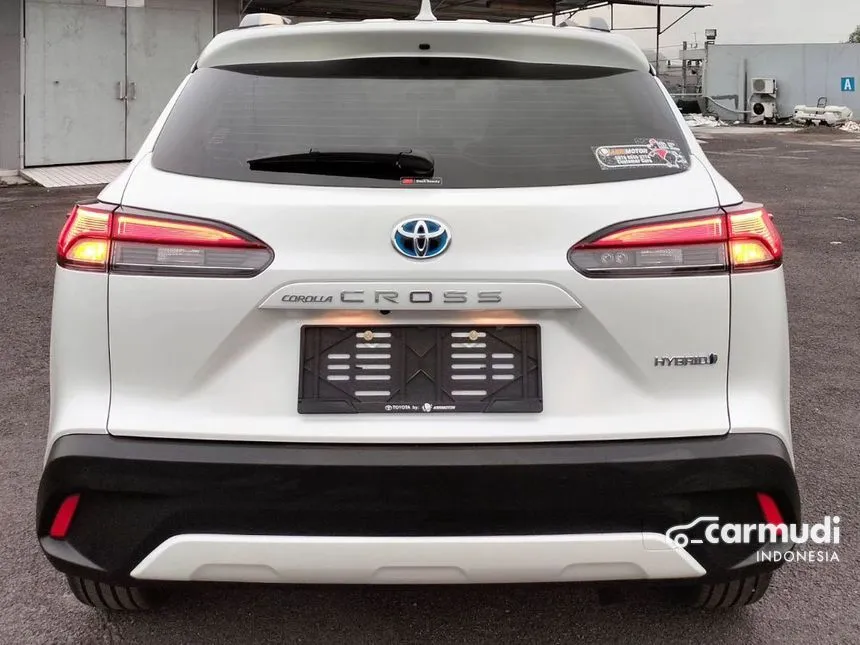 2023 Toyota Corolla Cross Hybrid Wagon