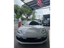 2020 Porsche Panamera 4.0 GTS Hatchback